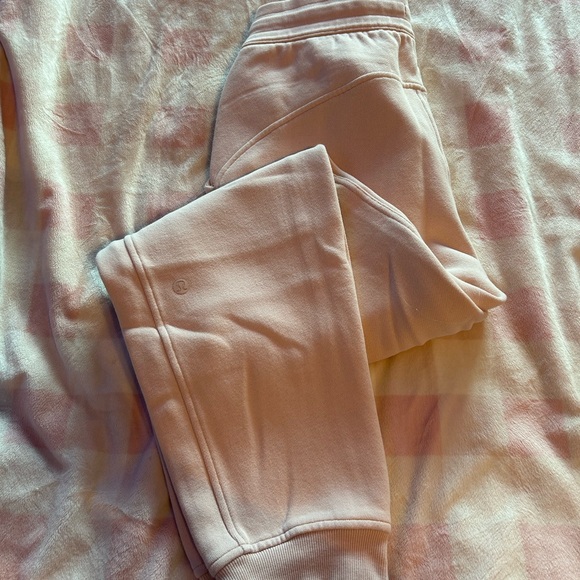 Lululemon Pink Scuba Sweatpants - Picture 1 of 4